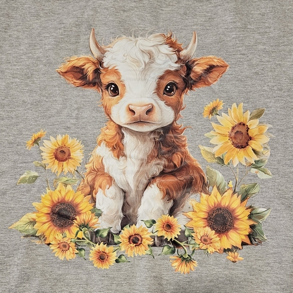 NWT Gray Sweatshirt with Highland Cow and Sunflowers. Size L - Picture 3 of 9